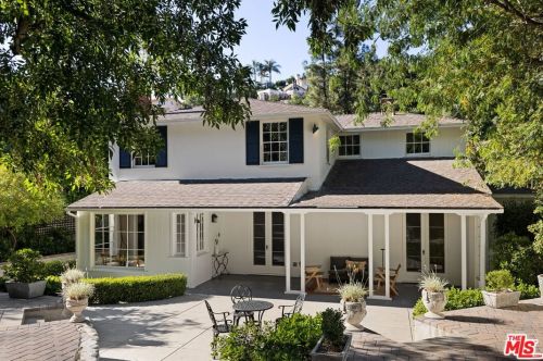 2480 Chevy Chase Dr, Glendale CA  91206-1845 exterior