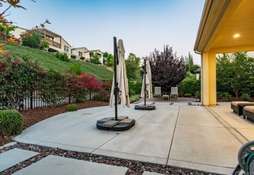 583 Vosburg Dr, Irwindale CA 91702 exterior