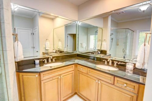 3610 Ridge Towne Dr, Duluth GA  30096-6616 exterior