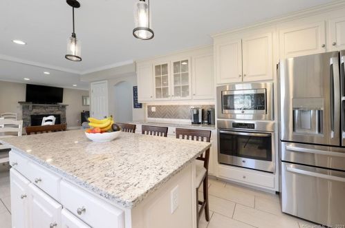 92 Brandywine Pl, Southington CT  06489-4365 exterior