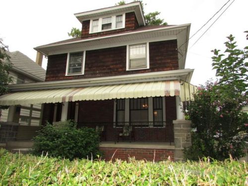 1202 Luzerne St, Scranton, PA 18504-2540