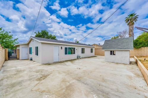 8505 Via Norte Dr, Riverside CA  92503-7822 exterior