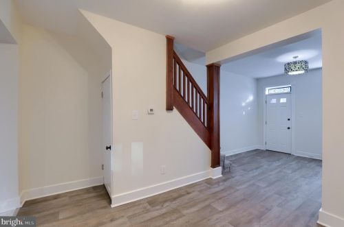 235 Walnut St, Lancaster PA  17602-2342 exterior