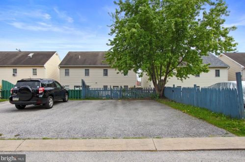 813 King St, York PA 17401-3602 exterior