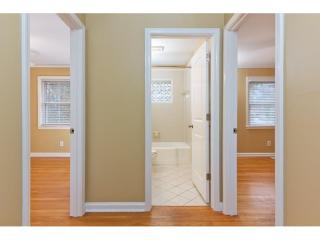 1086 Oakview Dr, Smyrna GA  30080-7920 exterior