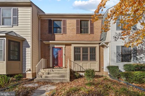 8602 Western Oak Dr, Springfield, VA 22153-3555
