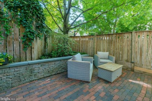 114 Vine St, Lancaster PA  17602-3550 exterior