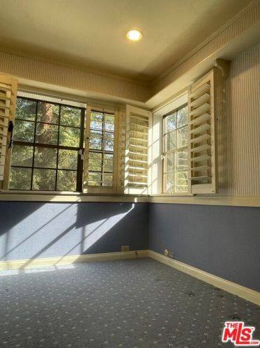 3041 Chevy Chase Dr, Glendale CA  91205-4805 exterior