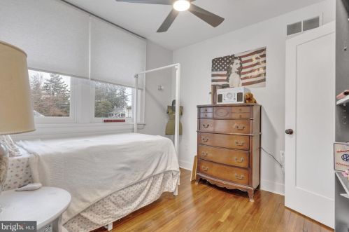 506 High St, Carlisle PA  17013-2811 exterior