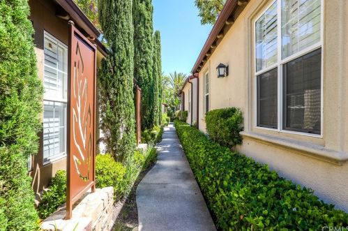 77 Canyoncrest, Irvine CA  92603-0131 exterior