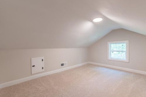 1222 Lorenzo Dr, Atlanta GA  30310-3946 exterior