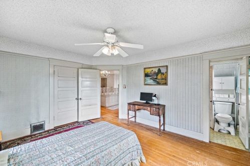 5216 Victoria Ave, Riverside CA  92506-1565 exterior