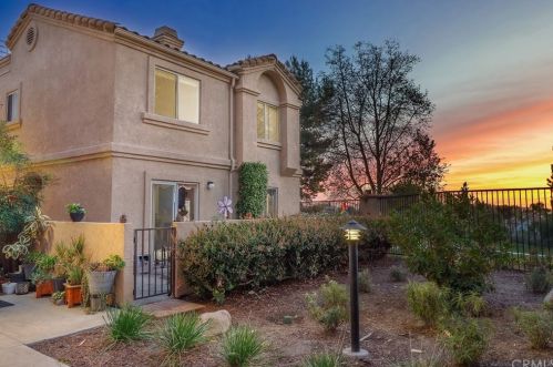 21135 Jasmines Way, El Toro, CA 92630-7601