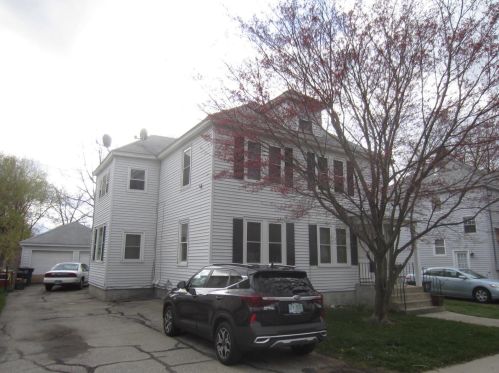 15 Newbury St, Nashua, NH 03060-4063