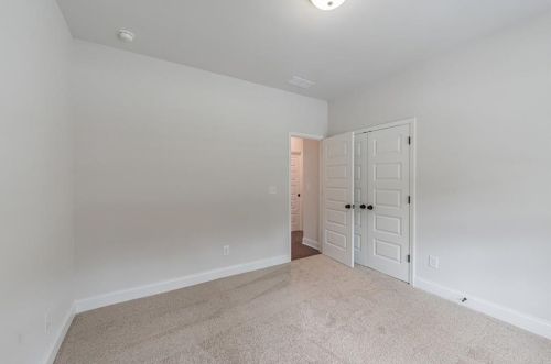 1382 Gus Thornhill Jr Dr, Atlanta GA  30344-3556 exterior