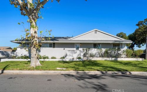 10925 Scott Ave, Whittier, CA 90604-2345