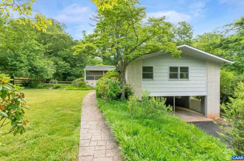 102 Juniper Ln, Charlottesville, VA 22911-8407