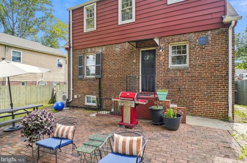 2307 Homestead Dr, Silver Spring MD 20902-4950 exterior