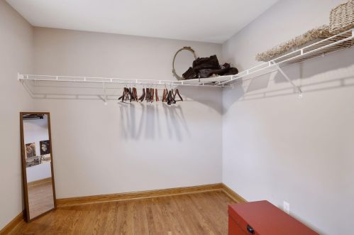 879 Hoyt Ave, Saint Paul MN  55106-1042 exterior