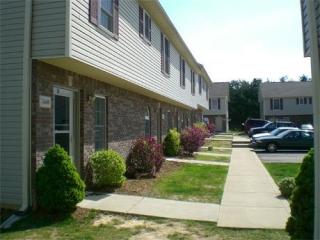 3453 Oaklawn Cir, Blmgtn IN  47401-8563 exterior