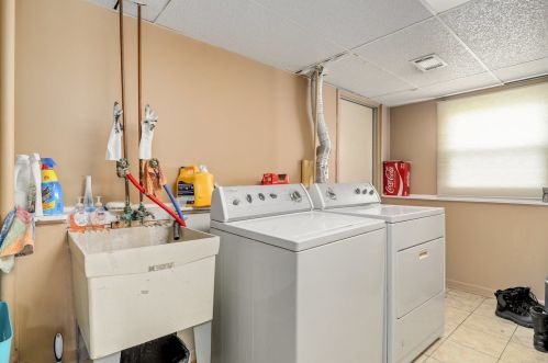 510 Cyn Trl, Carol Stream IL  60188-1364 exterior