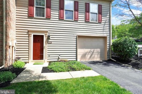1200 Skyview Dr, York, PA 17406-3278