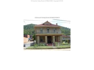 501 5 Ave, Montgomery WV  25136-2112 exterior