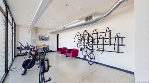 1616 Broadway, Denver CO  80210-2610 exterior