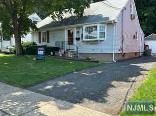 49 Garrison Ave, Hasbrouck Heights, NJ 07604-2606