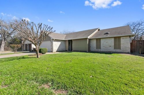 8809 Black Oak St, Austin, TX 78729-4612
