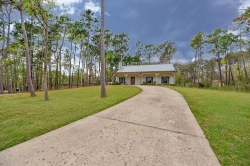 90 Twinstone Cir, Stephen Creek, TX 77331-3278