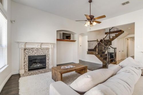 7401 Brightwater Rd, Fort Worth TX  76132-4325 exterior