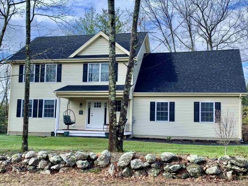 220 Addison Rd, Goffstown, NH 03045-2405