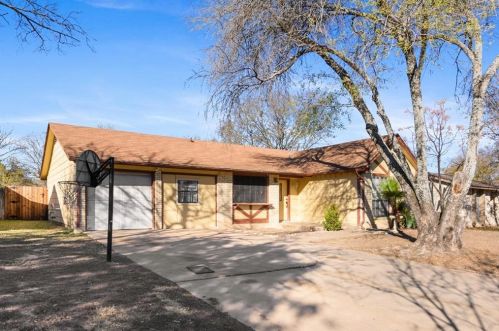 2110 Brandywine Ln, Austin TX  78727-4303 exterior