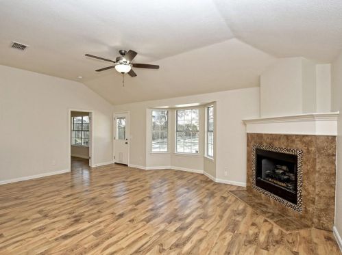 6412 Clay Allison Pass, Austin TX  78749-2700 exterior