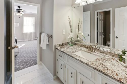205 Embassy Ct, Atlanta GA  30328-4854 exterior