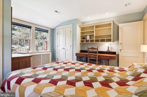 1310 Noyes Dr, Silver Spring MD 20910-2224 exterior