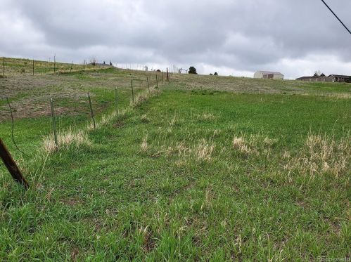 1527 Arabian Trl, Elizabeth CO 80107-8403 exterior