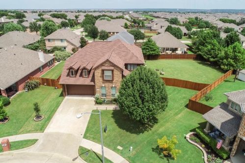 601 Cross Meadow Blvd, Midlothian, TX 76063-8696