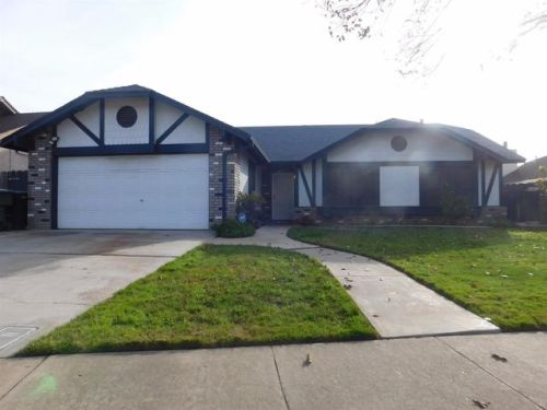 3516 Traveler Ct, Modesto, CA 95355-3663