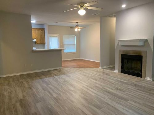 7632 Craig St, Fort Worth TX  76112-7304 exterior