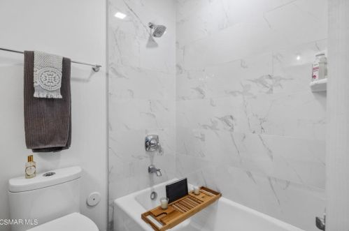 2690 Elizondo Ave, Simi Valley CA 93065-4615 exterior