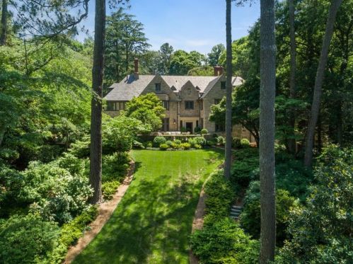 3015 Andrews Dr, Atlanta GA  30305-2001 exterior