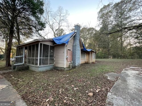 8112 Puckett St, Porterdale, GA 30014-3896