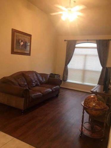 8028 Tarrytown Crossing Dr, Conroe TX  77304-6820 exterior
