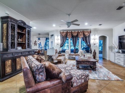 9301 Dosier Cv, Fort Worth TX  76179-3284 exterior