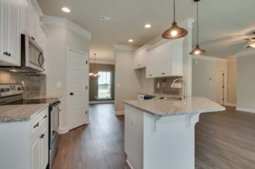 64 Orchard Cir, Meeting Street, SC 29824-4345