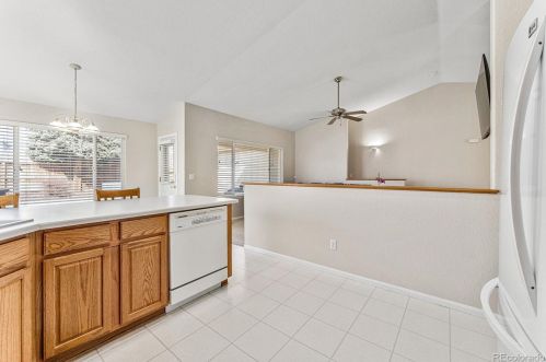 4712 Danube Cir, Aurora CO  80015-4958 exterior