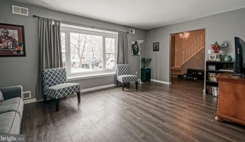 24 Oakwood Pl, Auburn, NJ 08085-1539