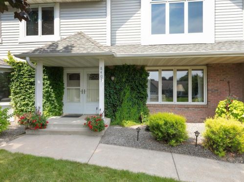 8405 135th St, Saint Paul MN  55124-9538 exterior